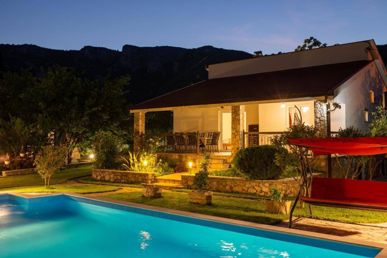 Villa Gana Buna ภายนอก รูปภาพ