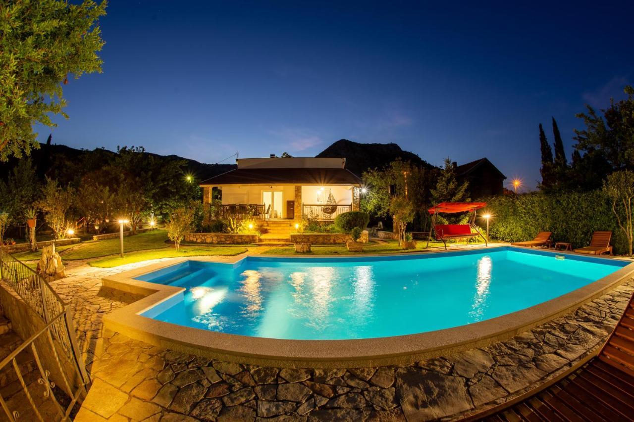 Villa Gana Buna ภายนอก รูปภาพ